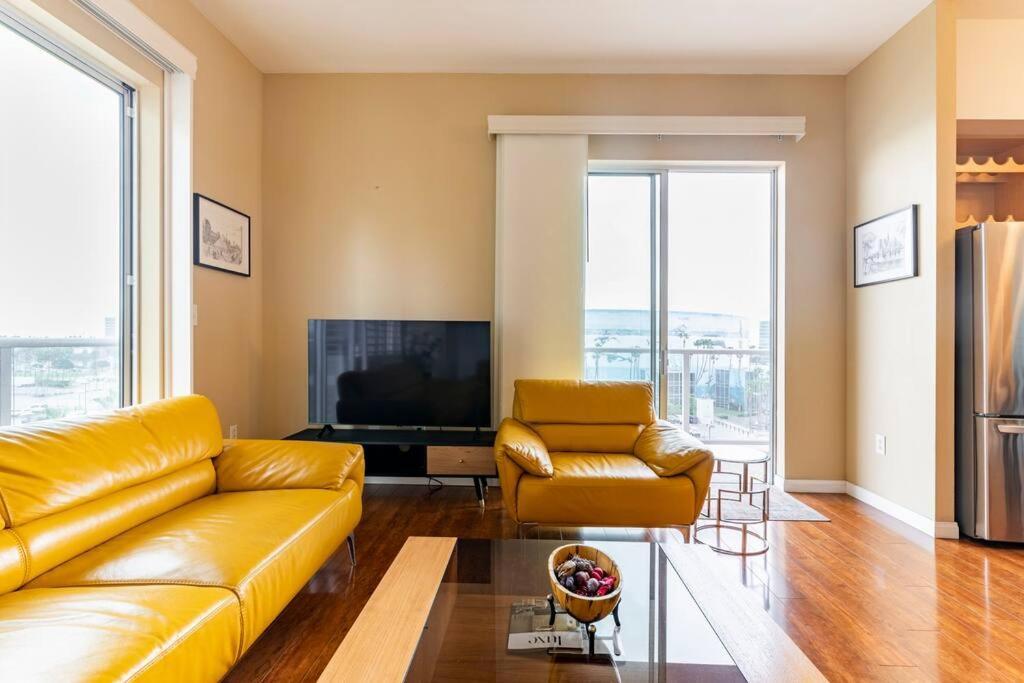 A Corner Unit With Ocean Views From Every Room Long Beach Exteriör bild