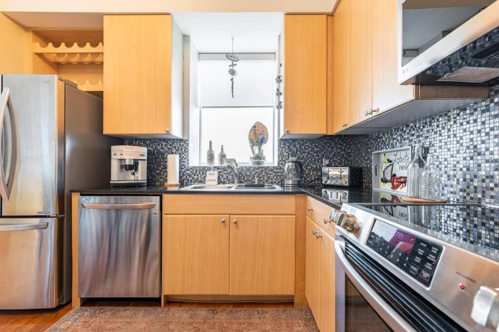 A Corner Unit With Ocean Views From Every Room Long Beach Exteriör bild